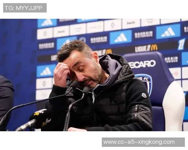 德塞利称德泽尔比战术灵活或能完美契合曼联需求